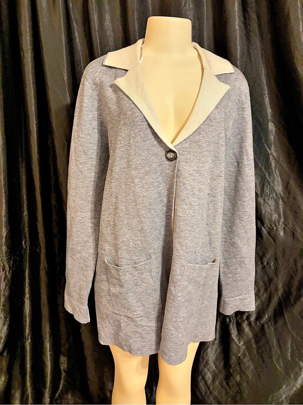 Dolce Stella Gray & Cream Cardigan Size XL Like New